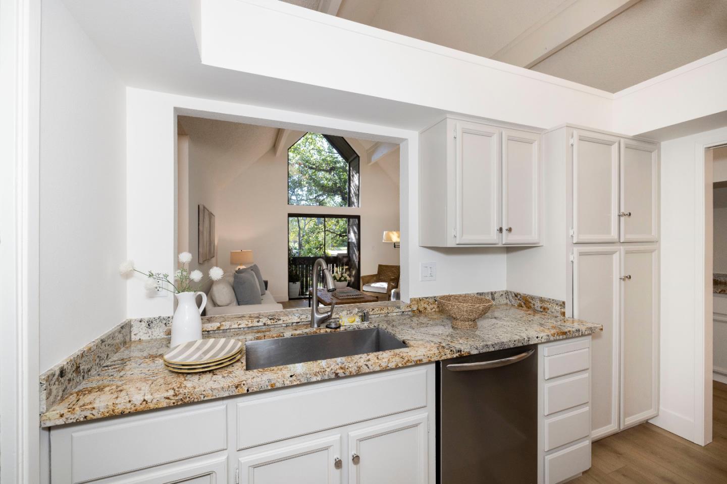 Photo #13: ML82045241 Listing: Photo #13