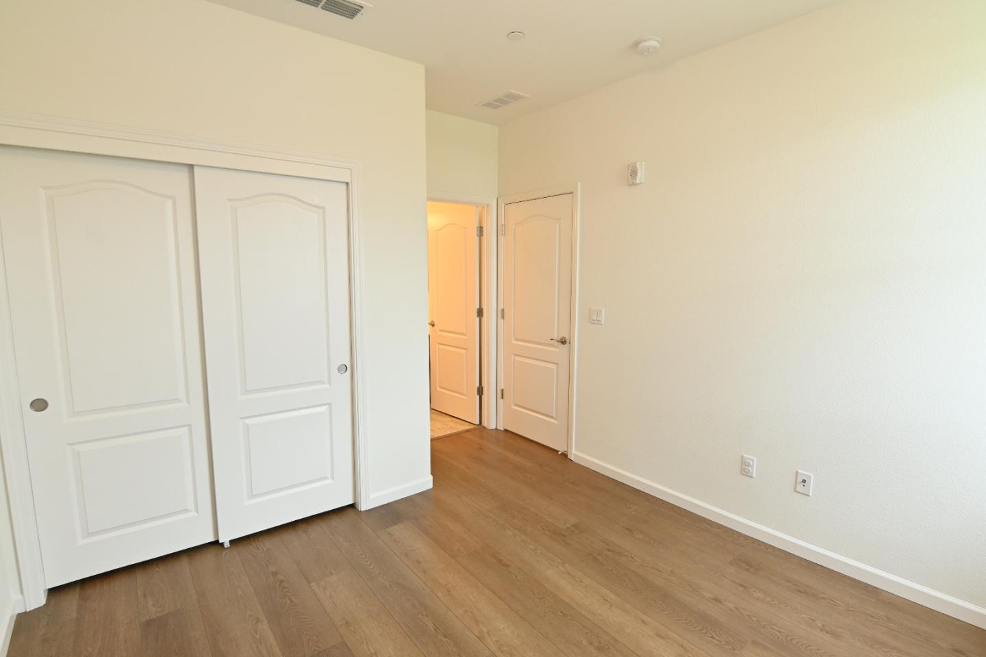 Photo #26: ML82045290 Listing: Photo #26
