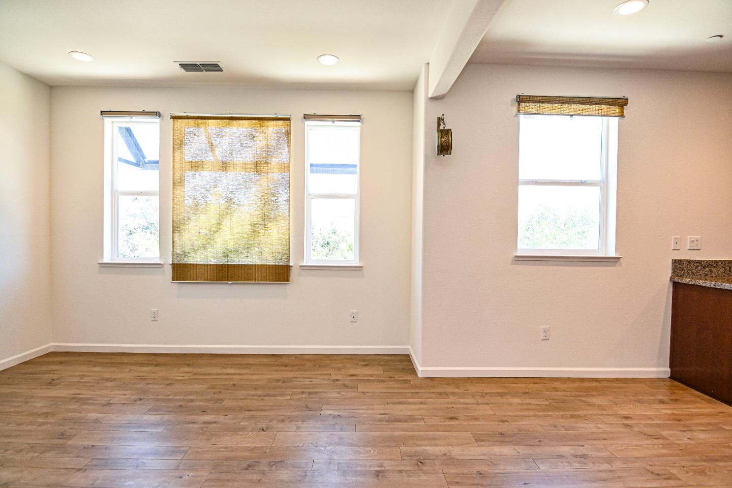 Photo #5: ML82045290 Listing: Photo #5