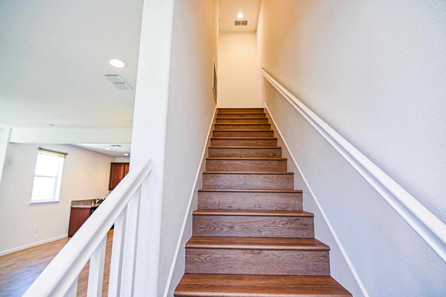 Photo #8: ML82045290 Listing: Photo #8