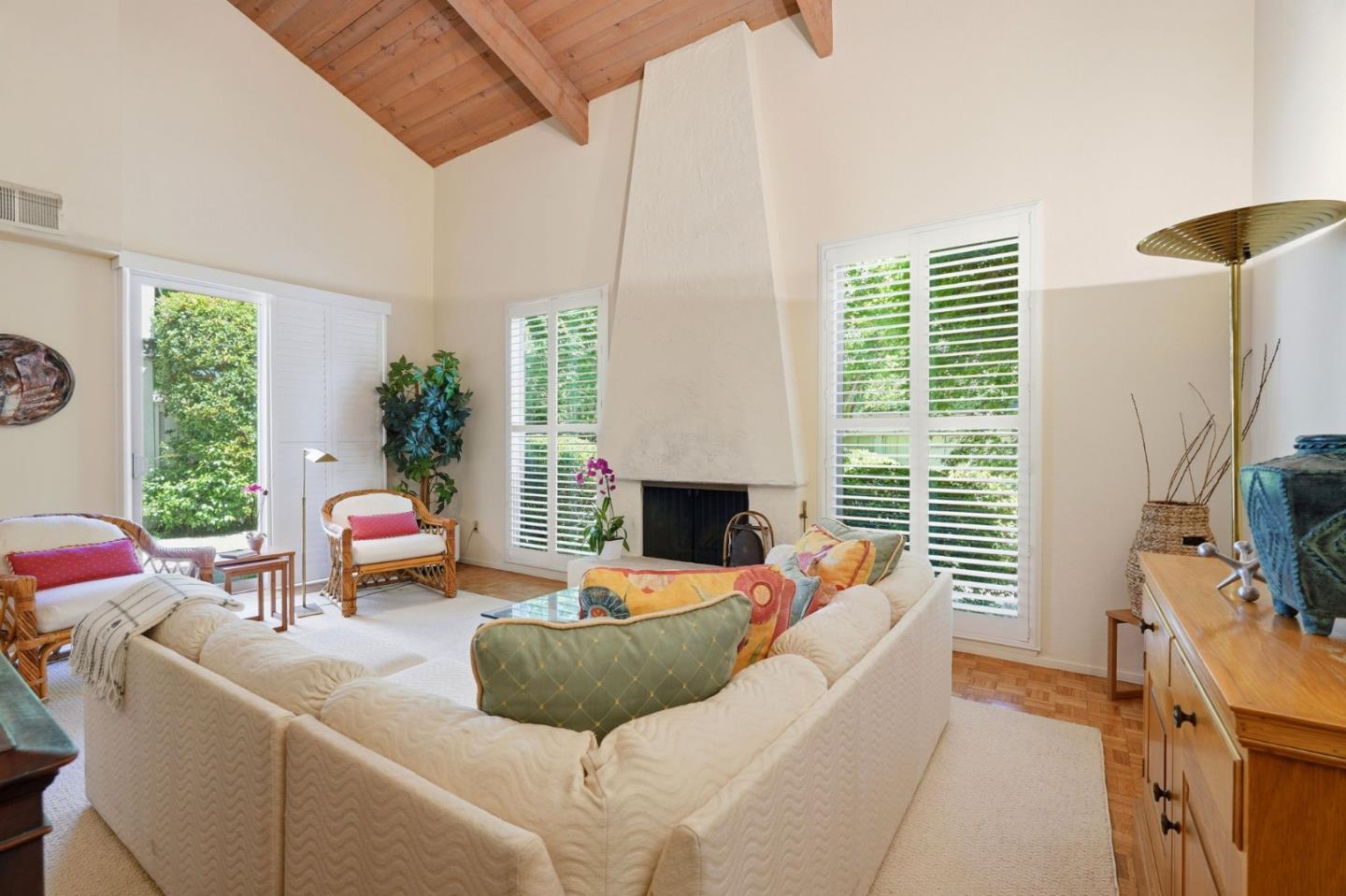 Photo #10: ML82045296 Listing: Photo #10