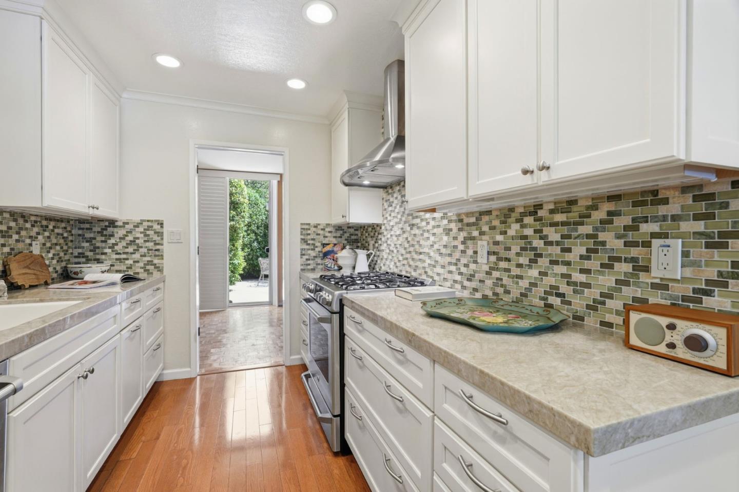 Photo #12: ML82045296 Listing: Photo #12