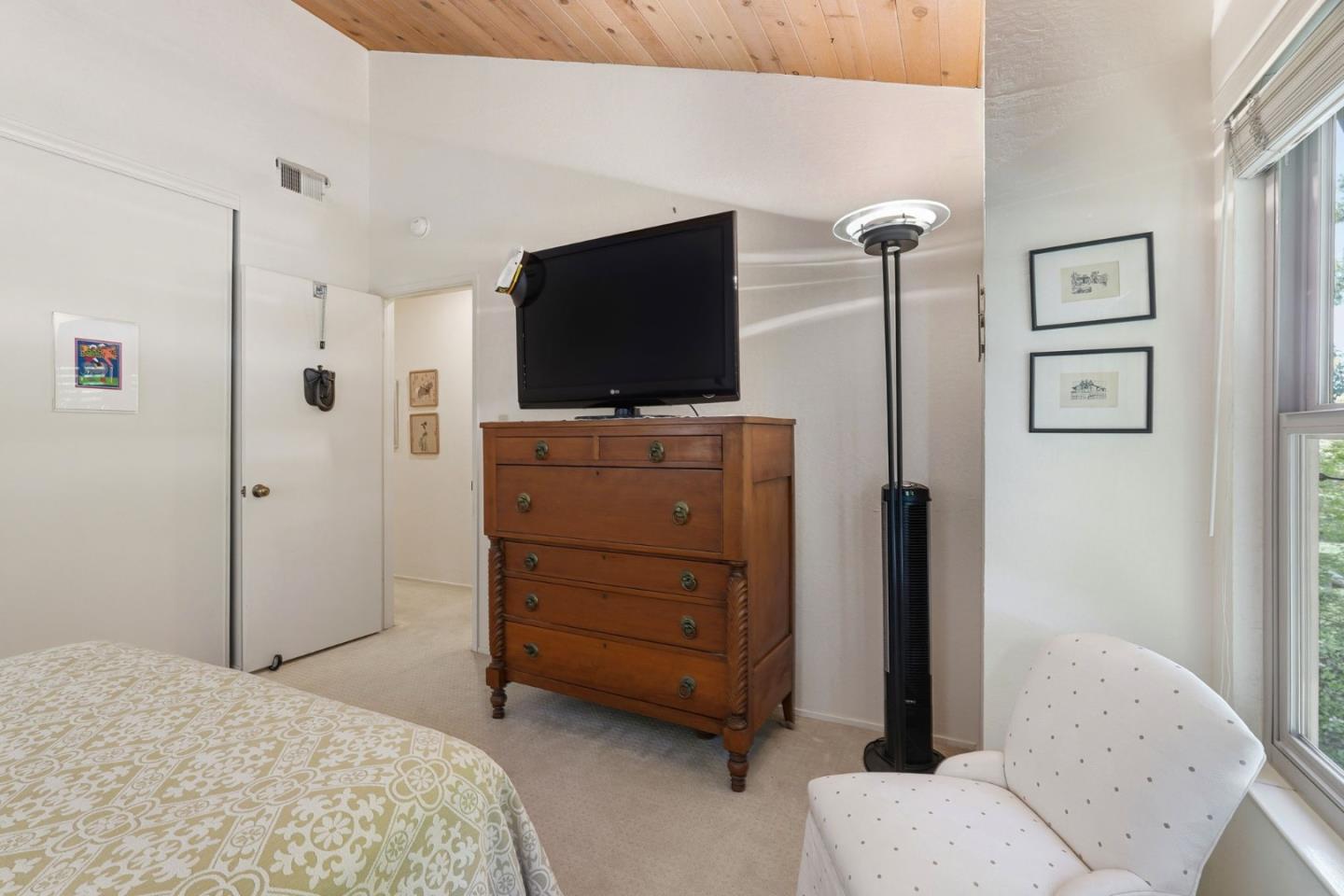 Photo #25: ML82045296 Listing: Photo #25