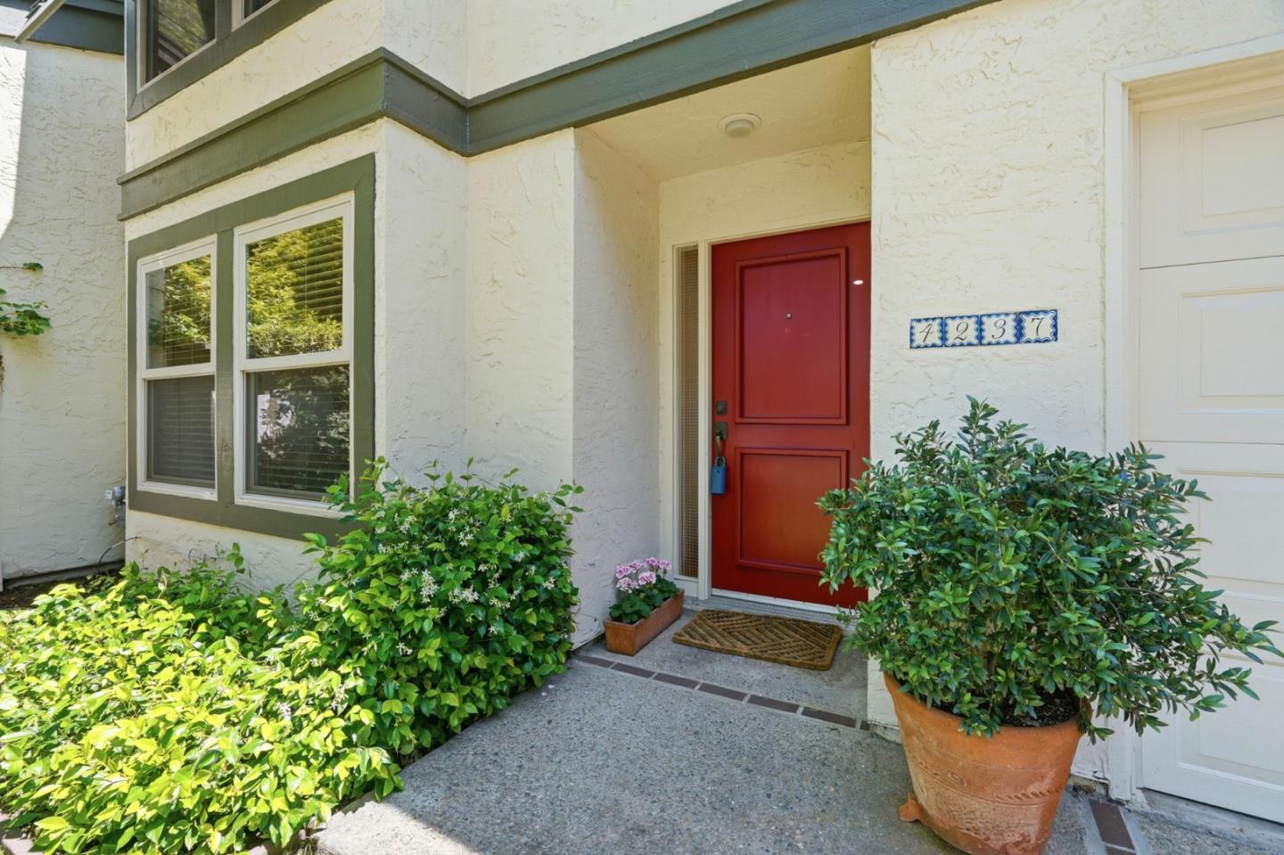 Photo #4: ML82045296 Listing: Photo #4