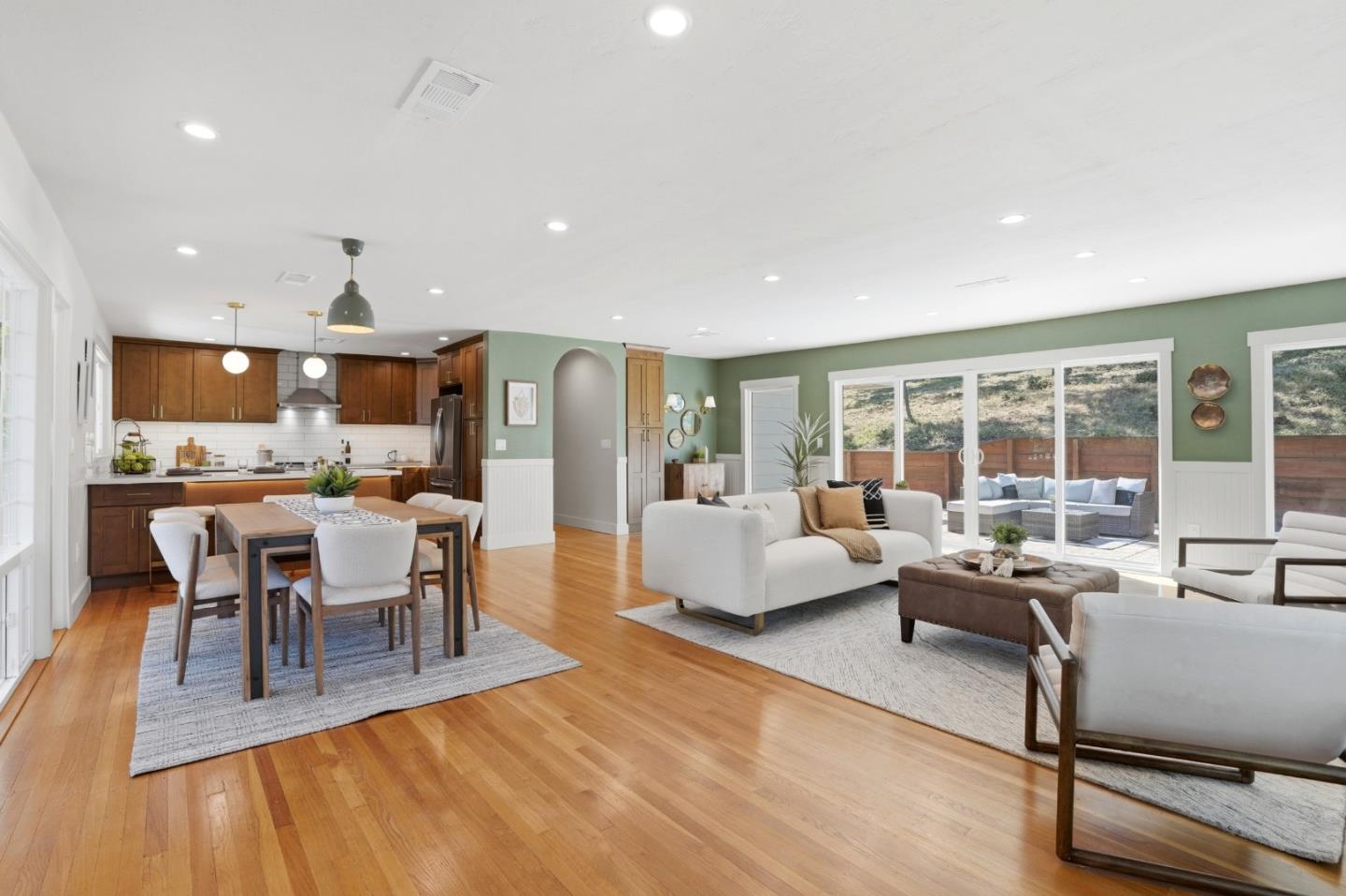 1002 Hacienda Drive