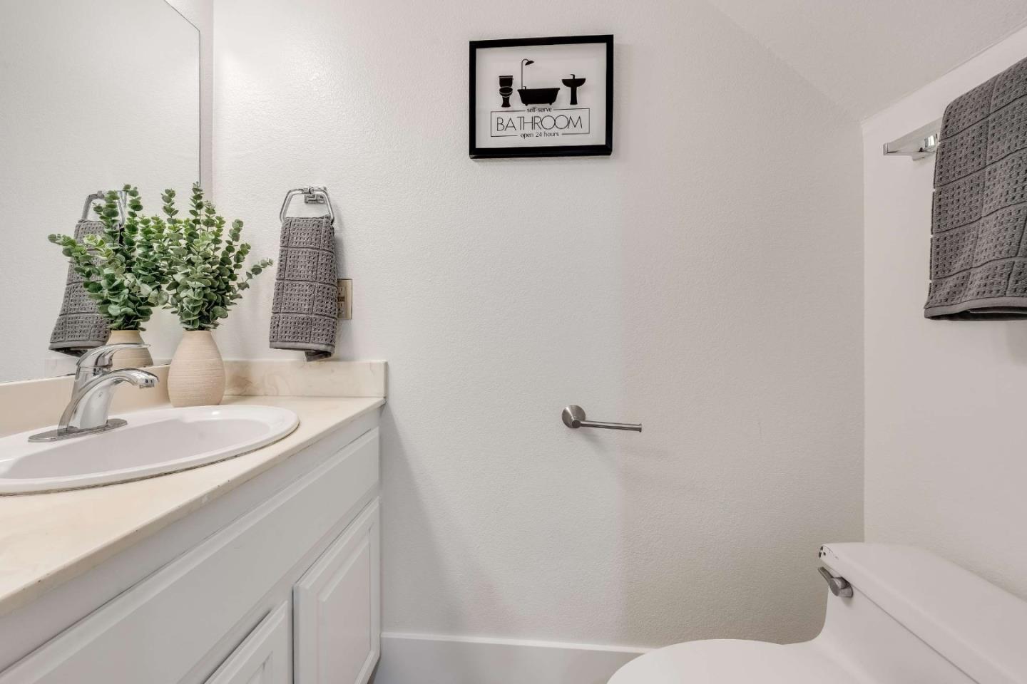 Photo #15: ML82045305 Listing: Photo #15