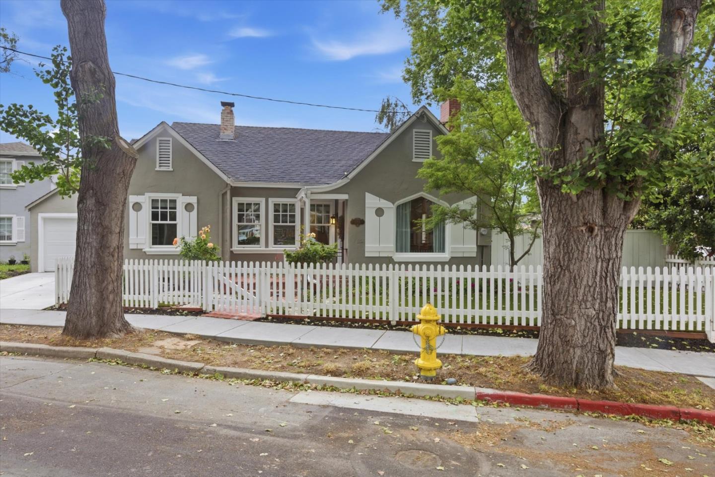 1055 Newhall ST, SanJose, CA 95126, Photo 3