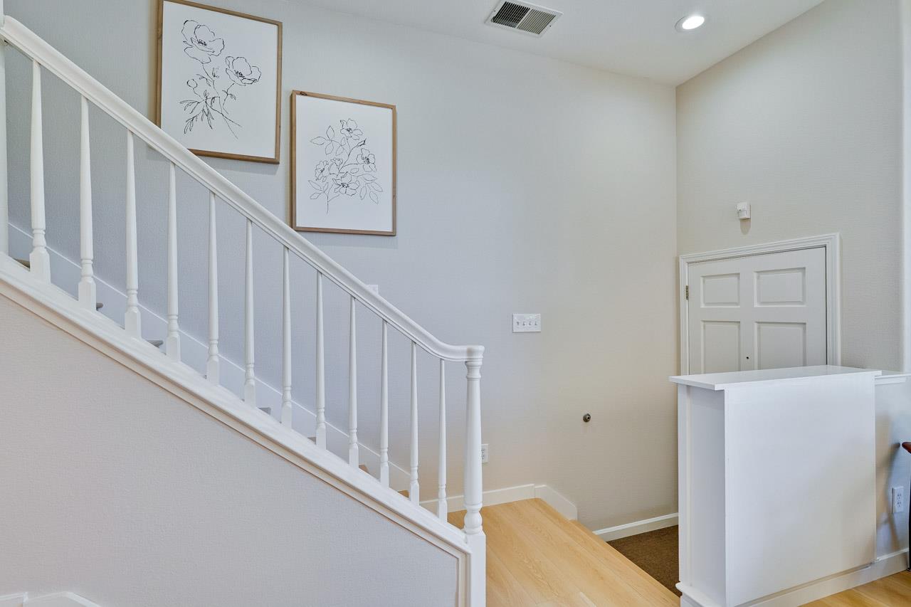 Photo #11: ML82045328 Listing: Photo #11