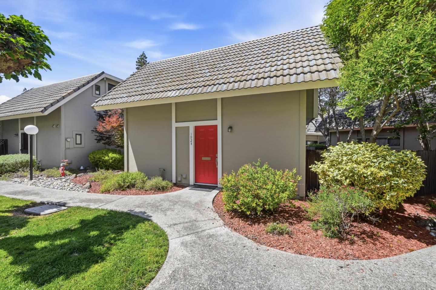 Photo #2: ML82045330 Listing: Photo #2