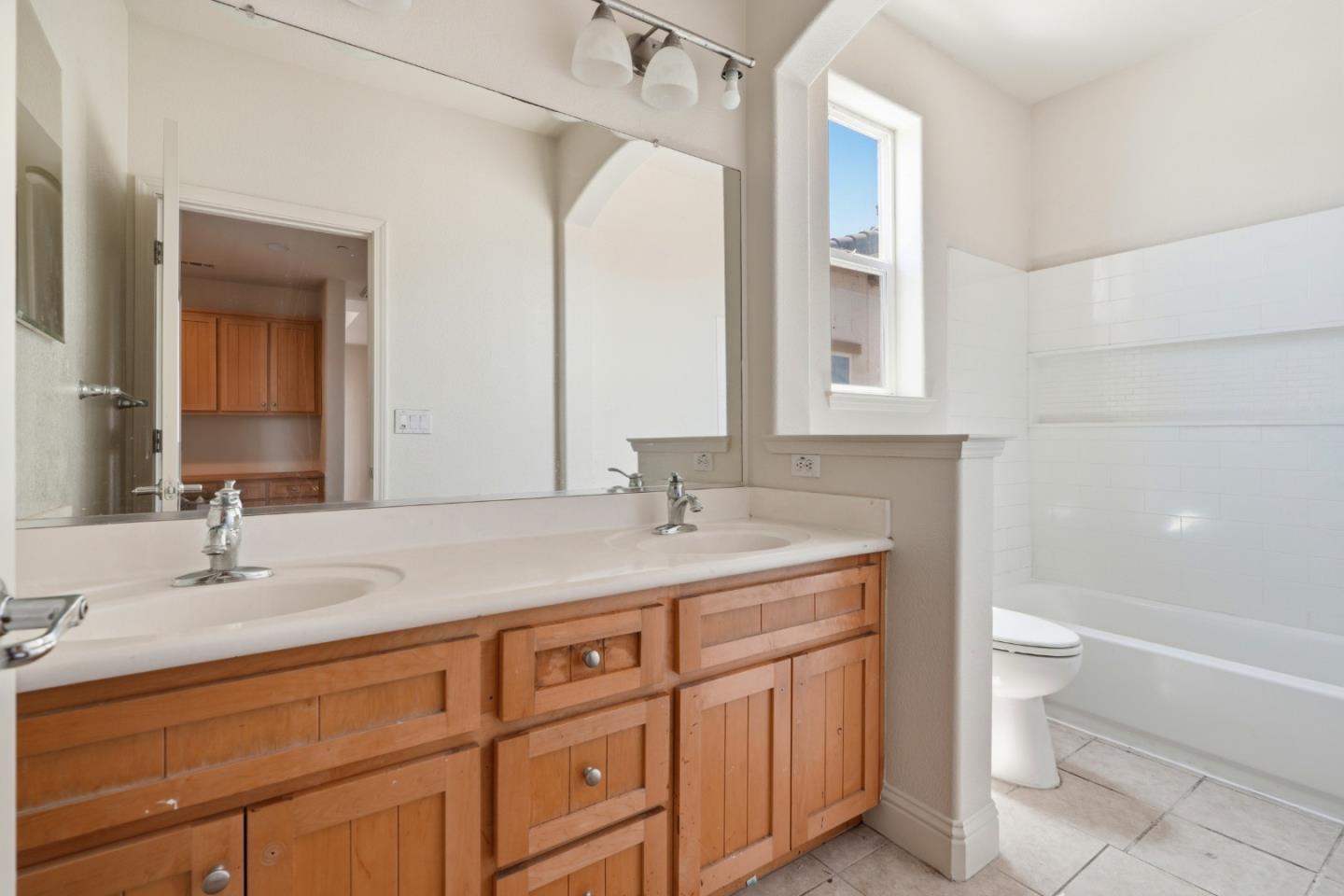 881 Trestle Pt, Lathrop, CA 95330 photo 34