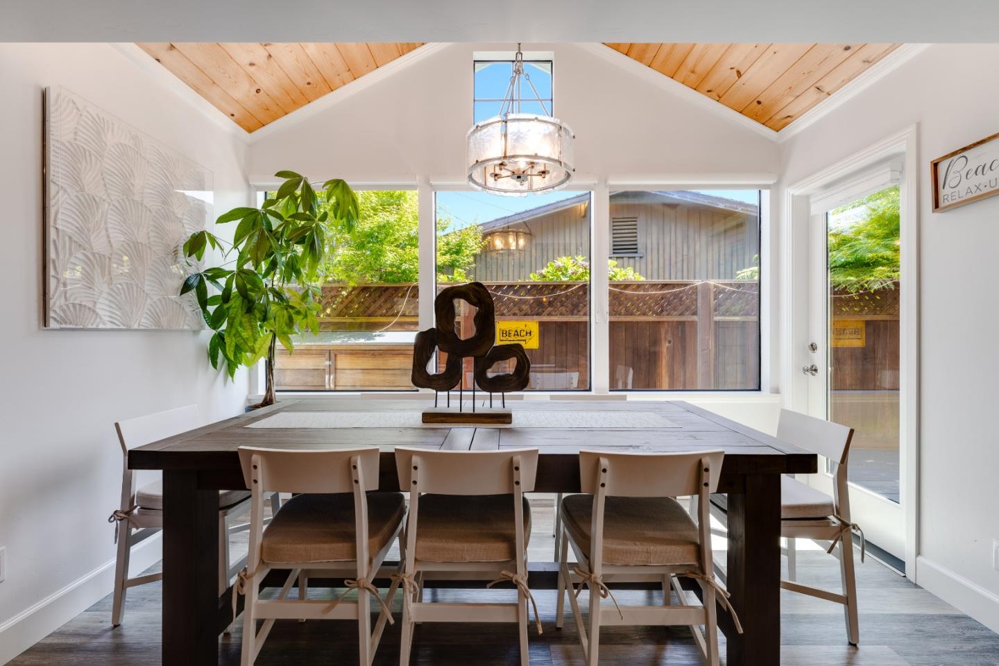 129 Santa Cruz Avenue, Aptos, CA, 95003