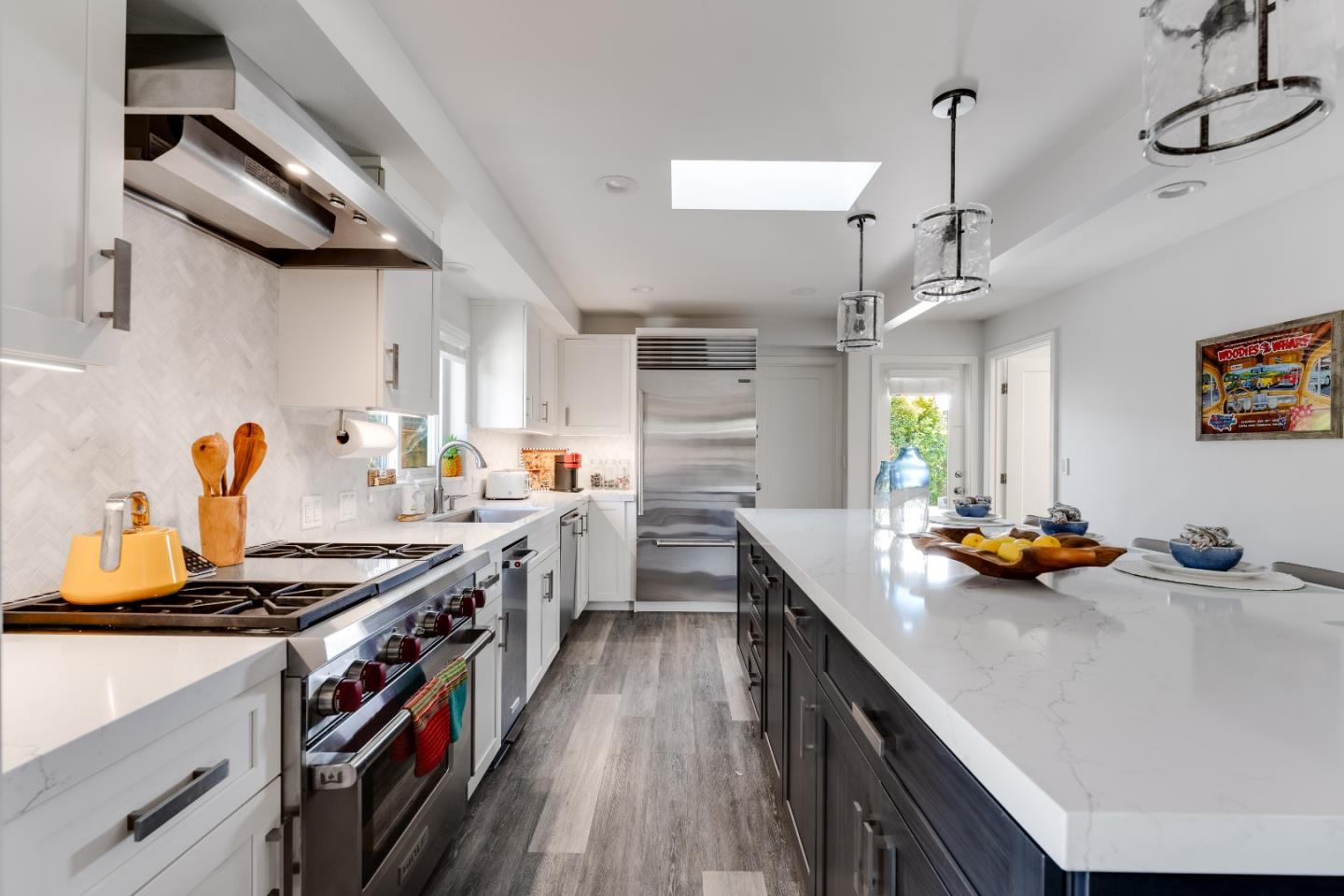 129 Santa Cruz Avenue, Aptos, CA, 95003