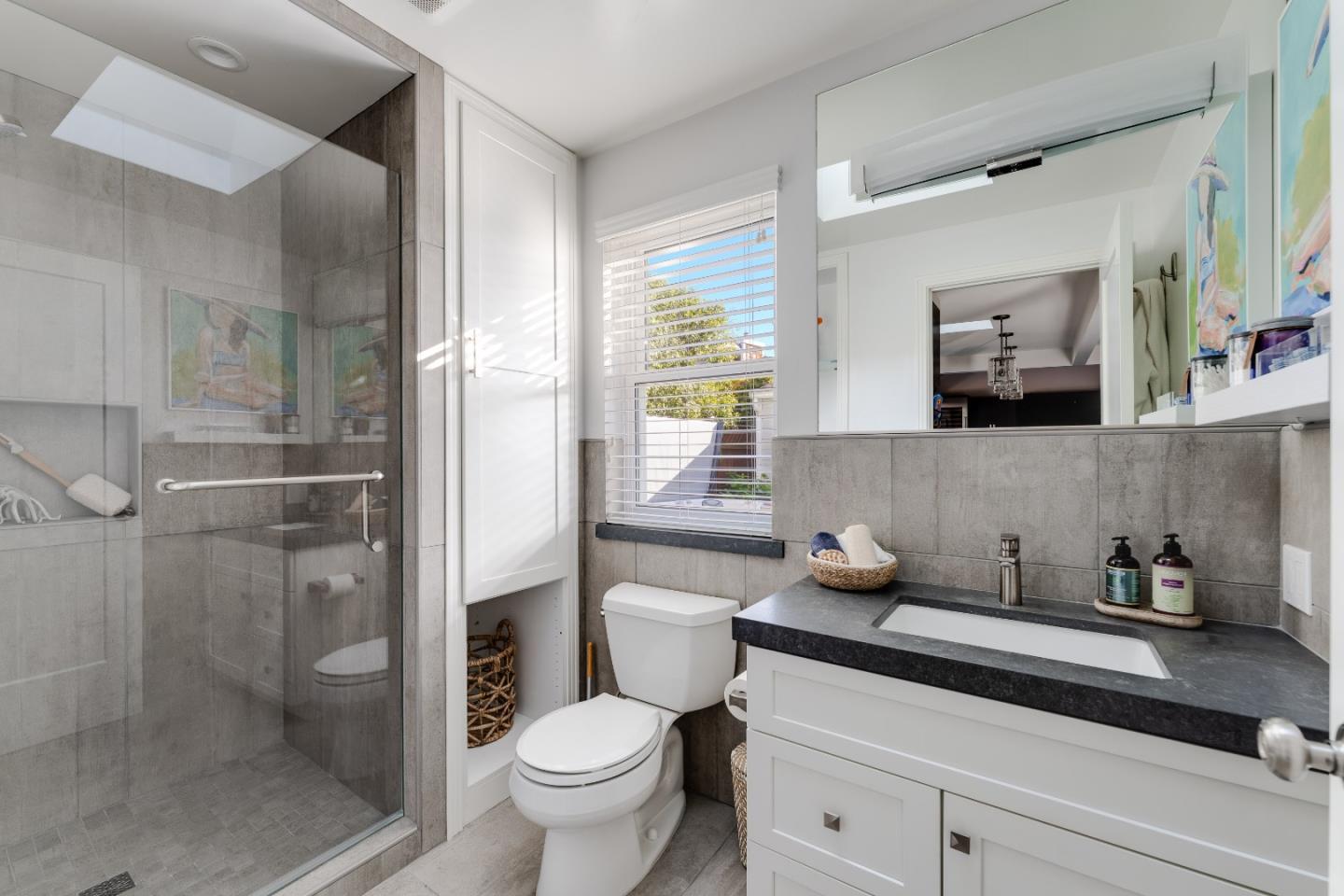 129 Santa Cruz Avenue, Aptos, CA, 95003