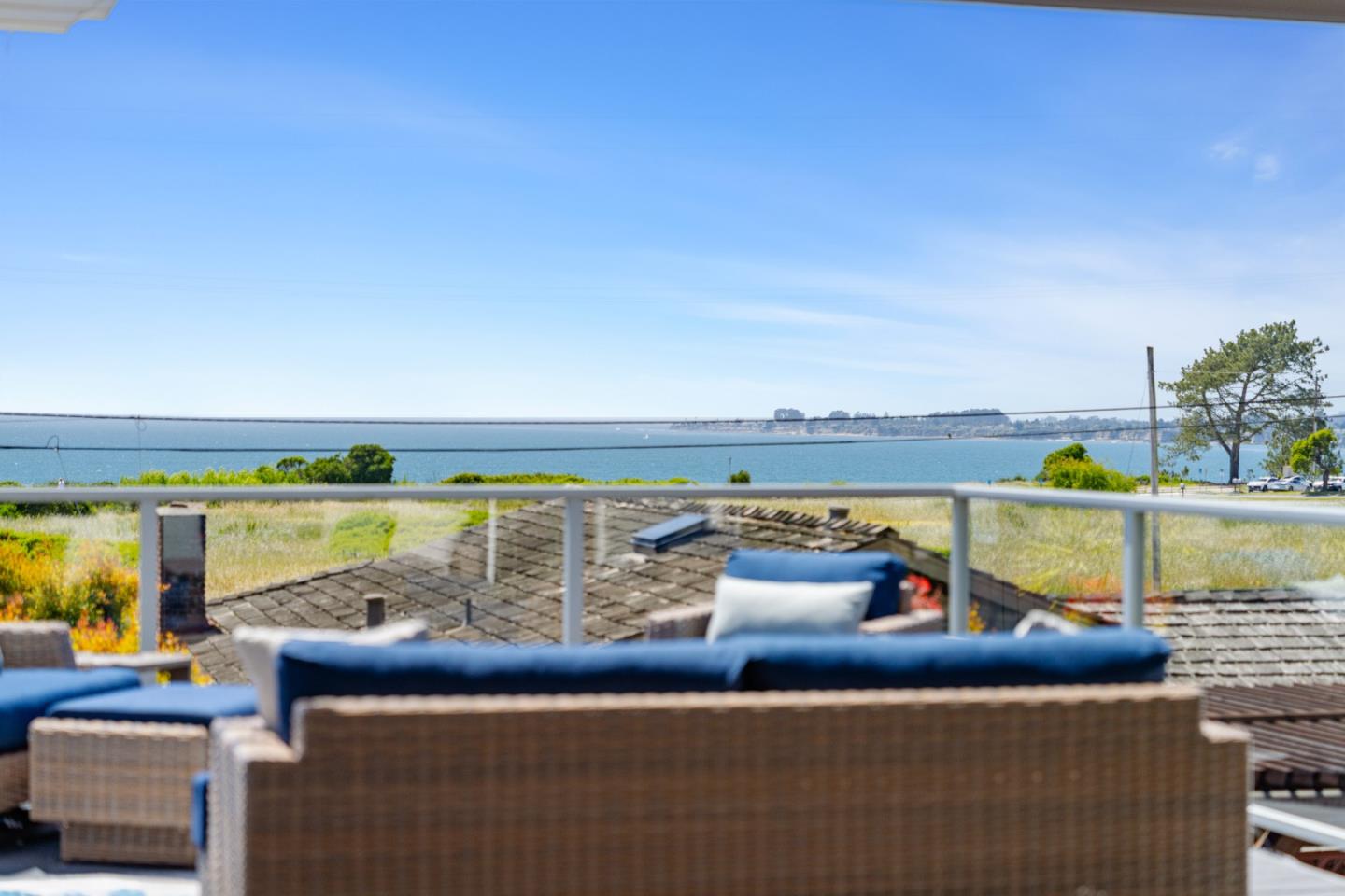 129 Santa Cruz Avenue, Aptos, CA, 95003