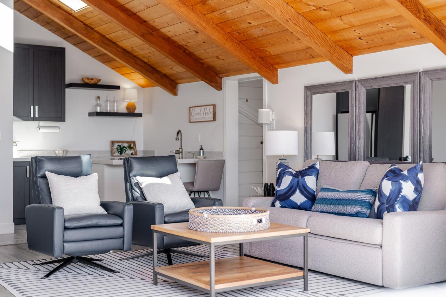 129 Santa Cruz Avenue, Aptos, CA, 95003