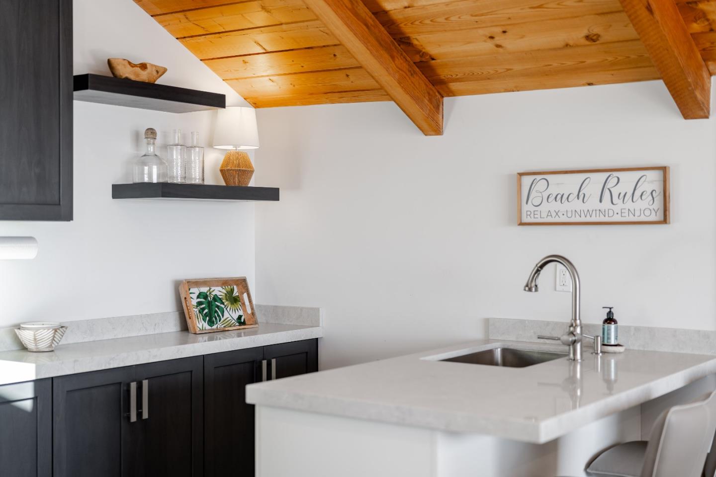 129 Santa Cruz Avenue, Aptos, CA, 95003