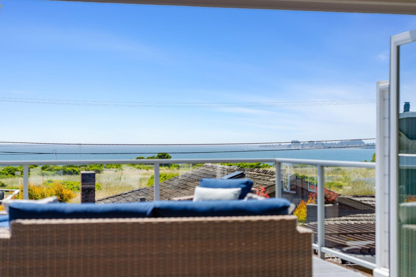 129 Santa Cruz Avenue, Aptos, CA, 95003