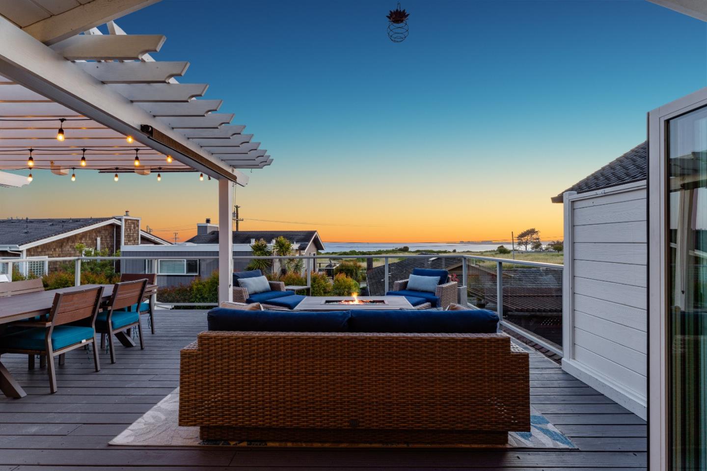 129 Santa Cruz Avenue, Aptos, CA, 95003