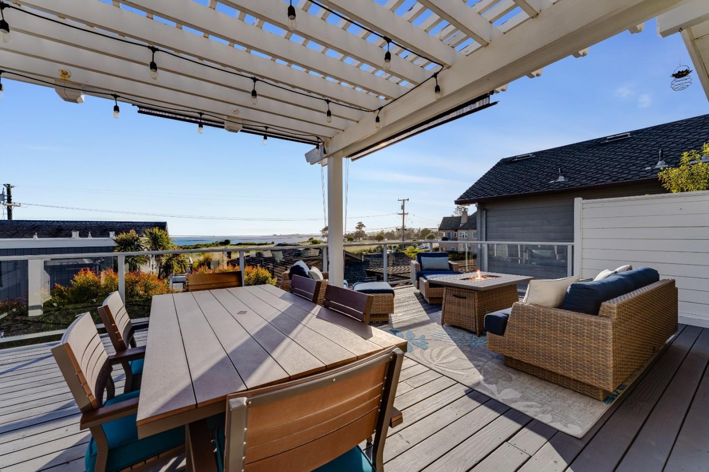 129 Santa Cruz Avenue, Aptos, CA, 95003