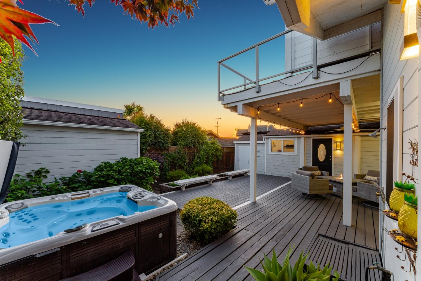 129 Santa Cruz Avenue, Aptos, CA, 95003