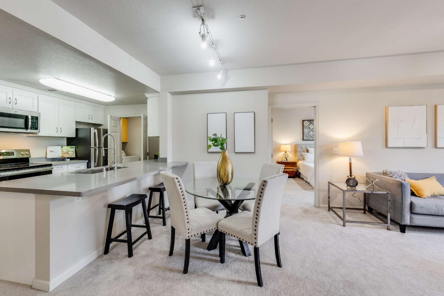 Photo #11: ML82045380 Listing: Photo #11