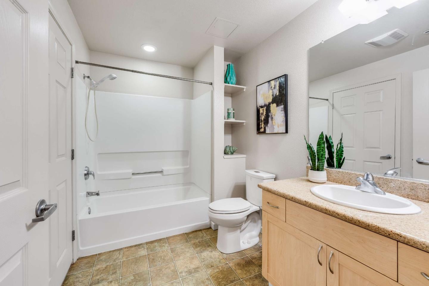 Photo #28: ML82045380 Listing: Photo #28