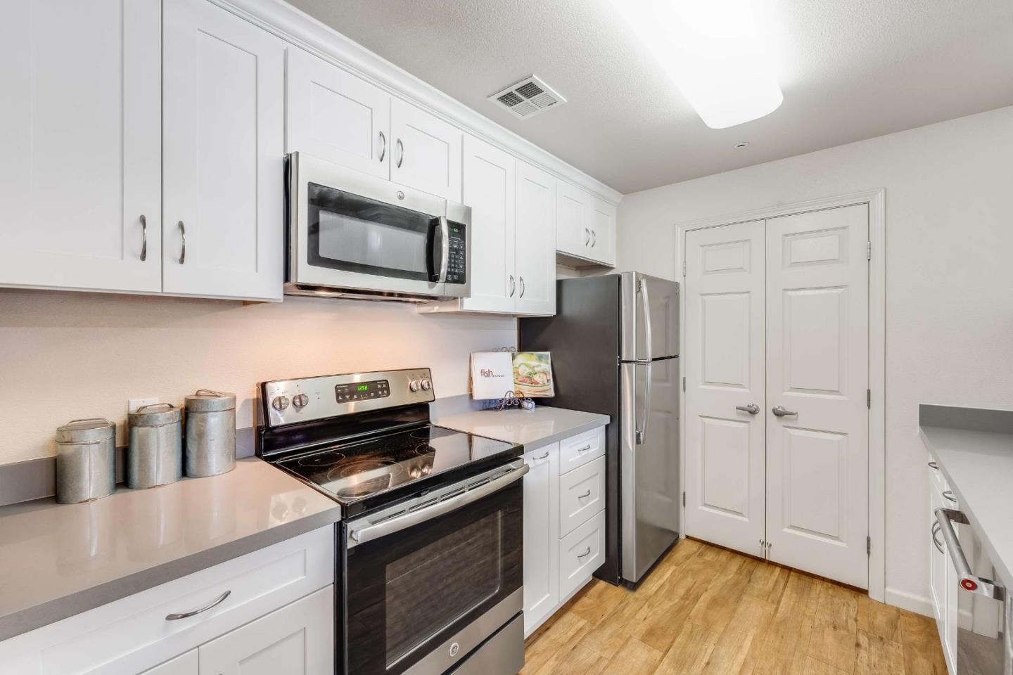 Photo #6: ML82045380 Listing: Photo #6