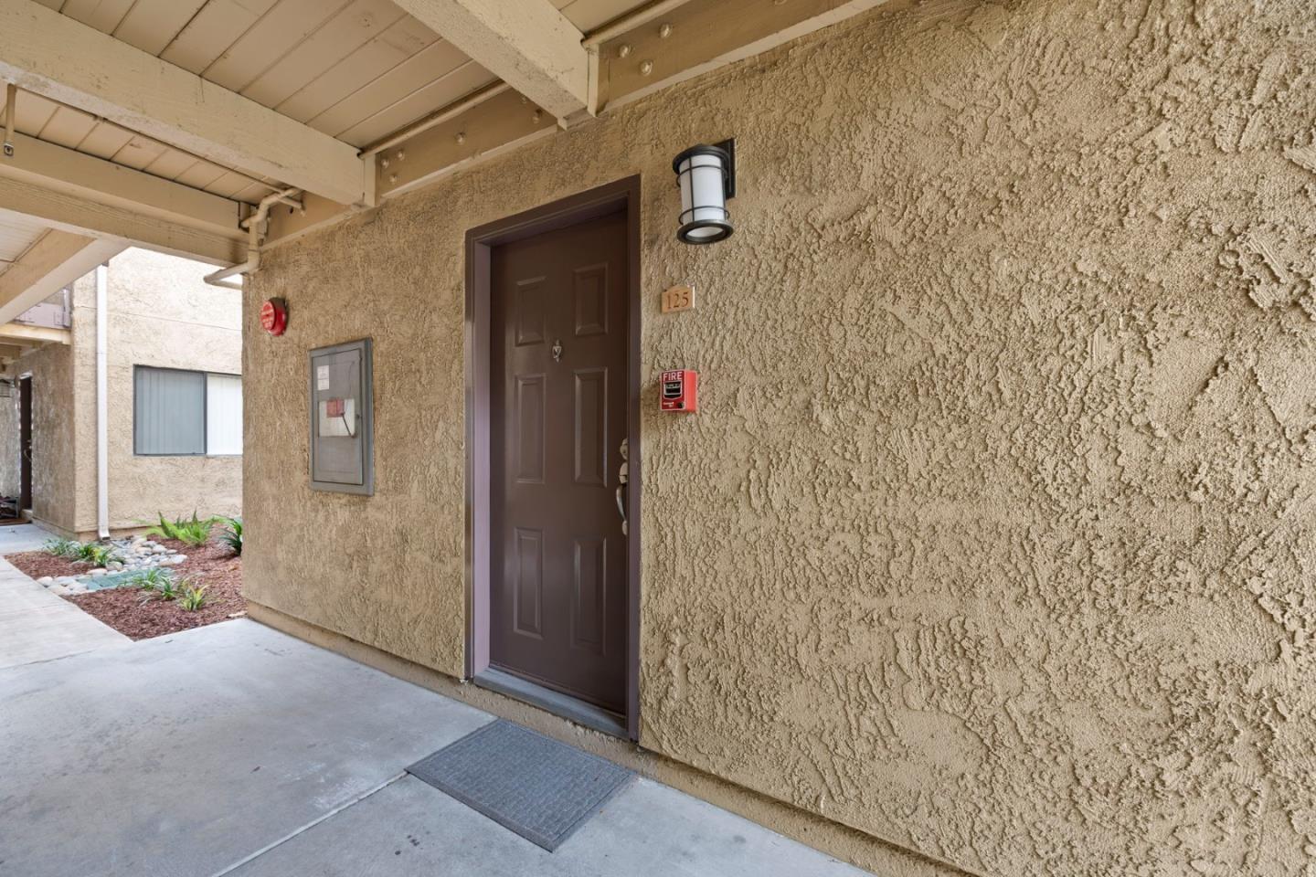 Photo #4: ML82045420 Listing: Photo #4