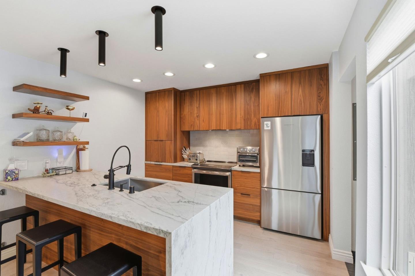 Photo #3: ML82045428 Listing: Photo #3