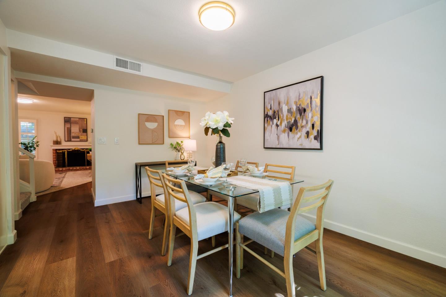 Photo #5: ML82045443 Listing: Photo #5