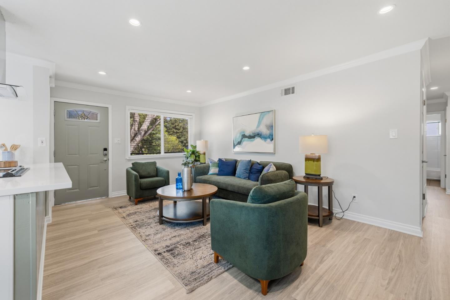 Photo #5: ML82045445 Listing: Photo #5