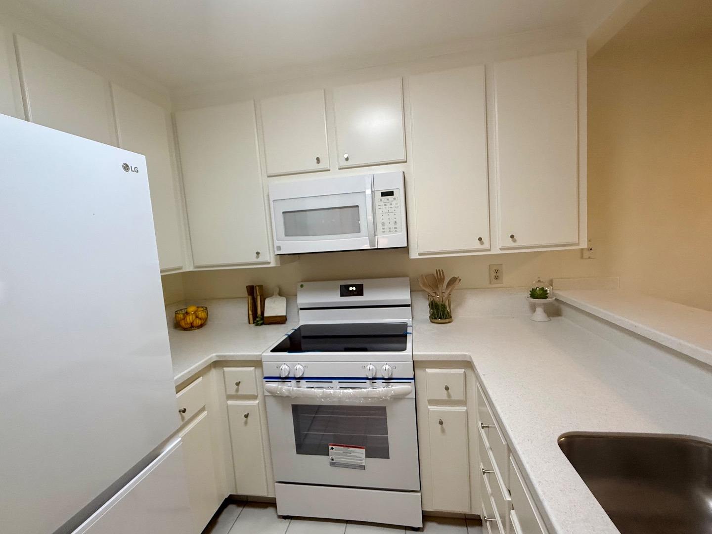 Photo #13: ML82045457 Listing: Photo #13
