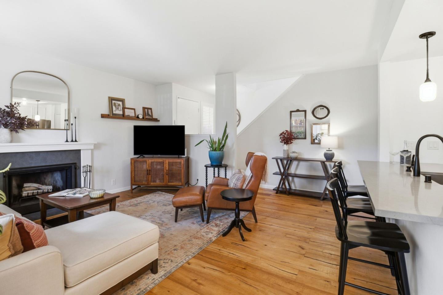 Photo #8: ML82045470 Listing: Photo #8
