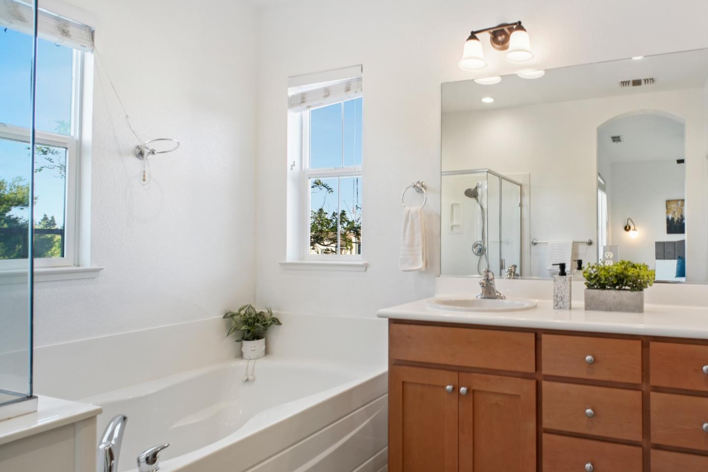 Photo #27: ML82045471 Listing: Photo #27