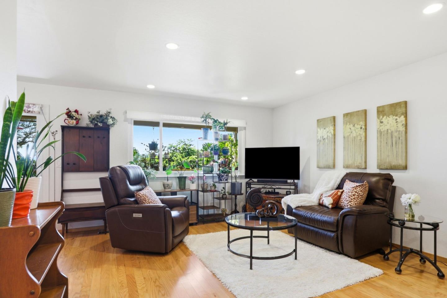 Photo #3: ML82045474 Listing: Photo #3