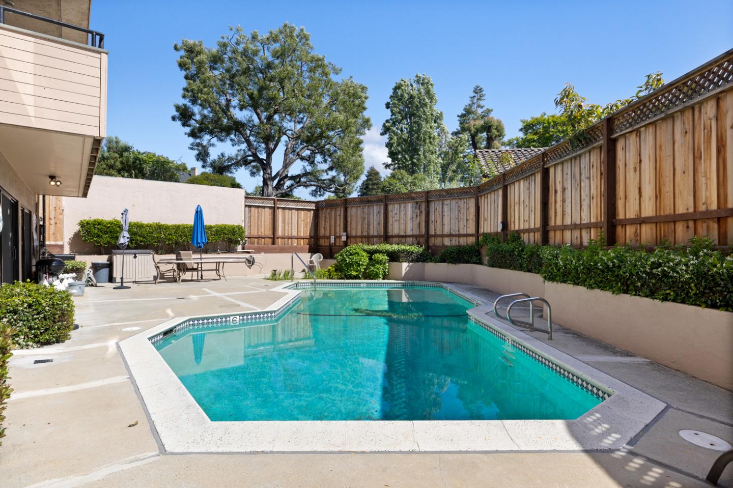 Photo #27: ML82045495 Listing: Photo #27