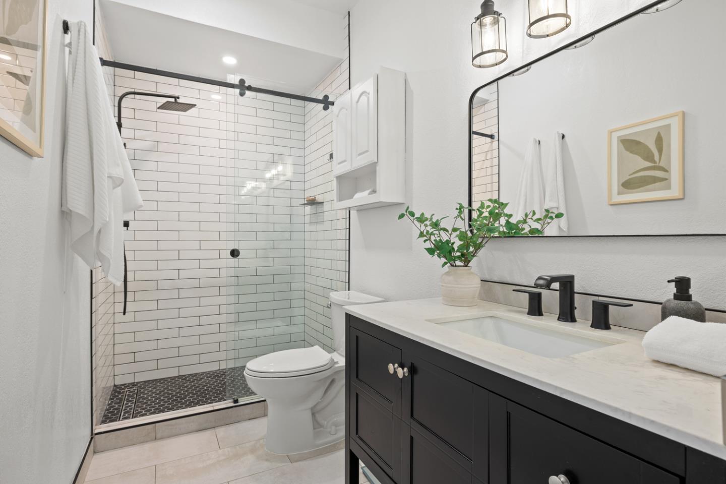Photo #17: ML82045504 Listing: Photo #17