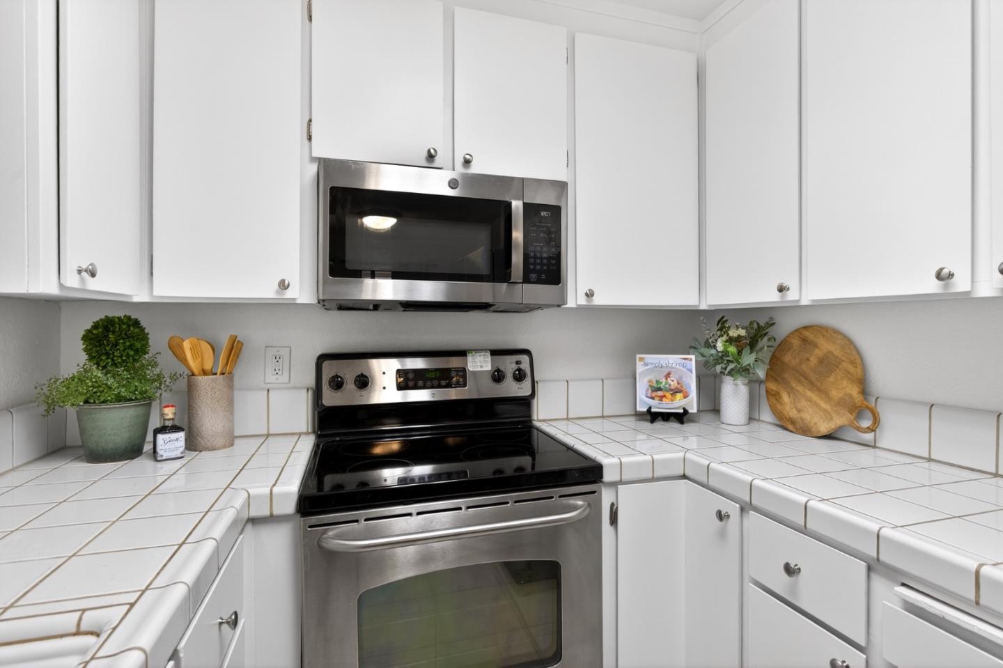 Photo #14: ML82045517 Listing: Photo #14