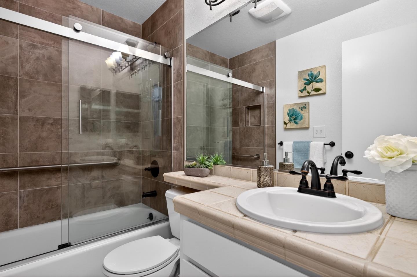 Photo #22: ML82045517 Listing: Photo #22