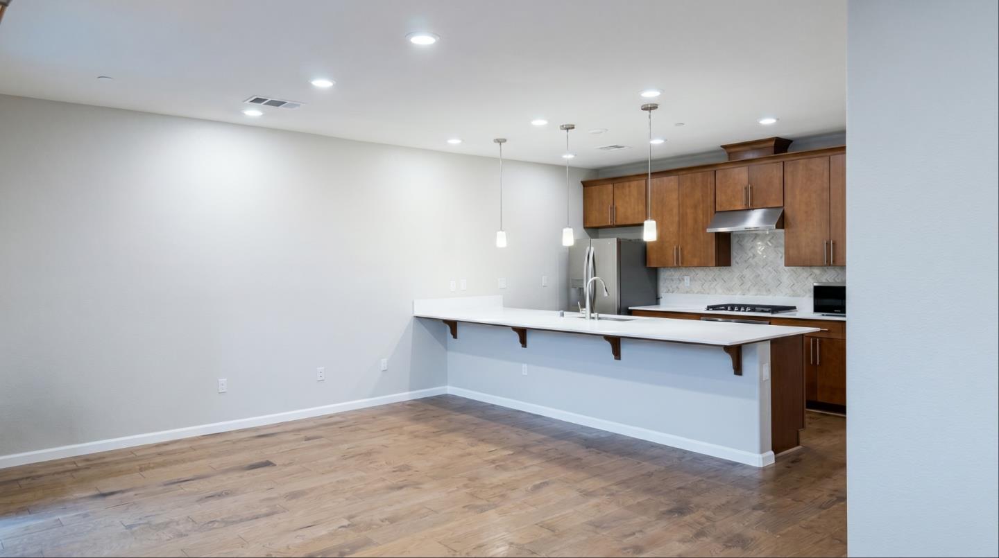 Photo #18: ML82045538 Listing: Photo #18