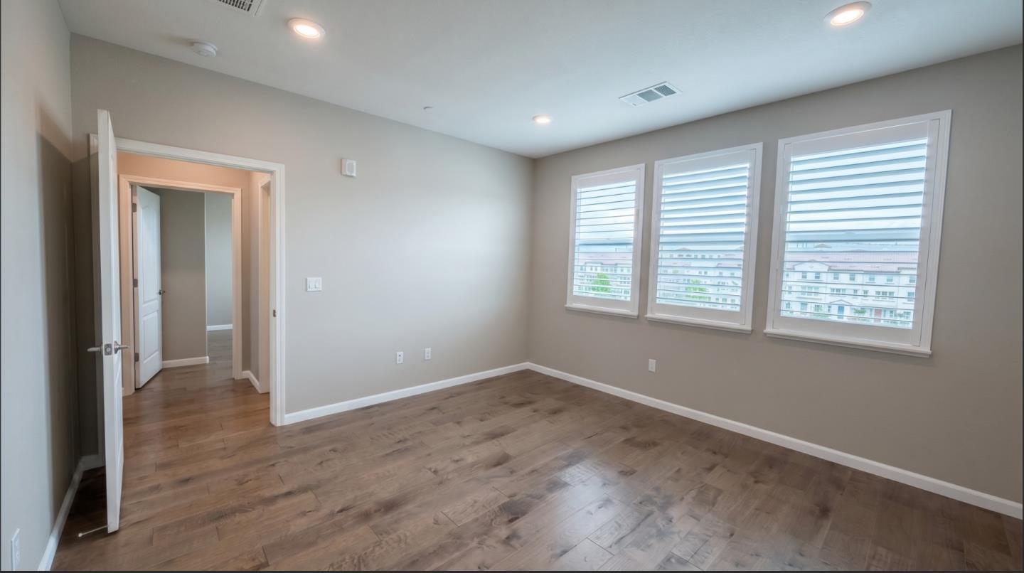 Photo #21: ML82045538 Listing: Photo #21