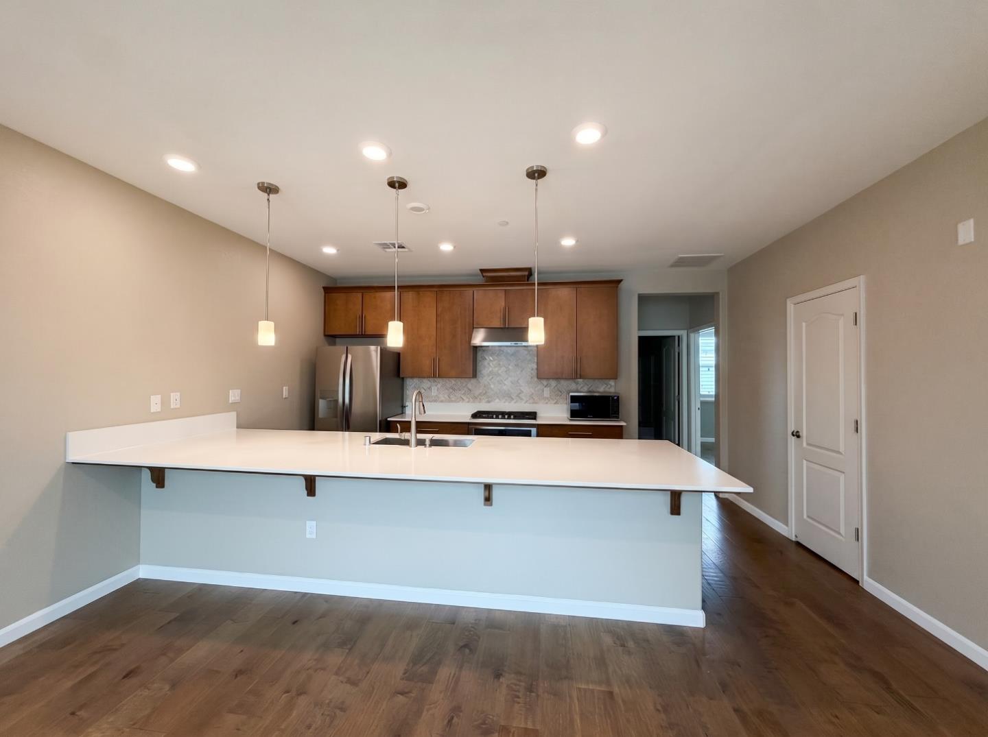 Photo #7: ML82045538 Listing: Photo #7