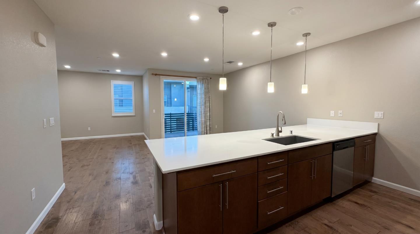 Photo #8: ML82045538 Listing: Photo #8