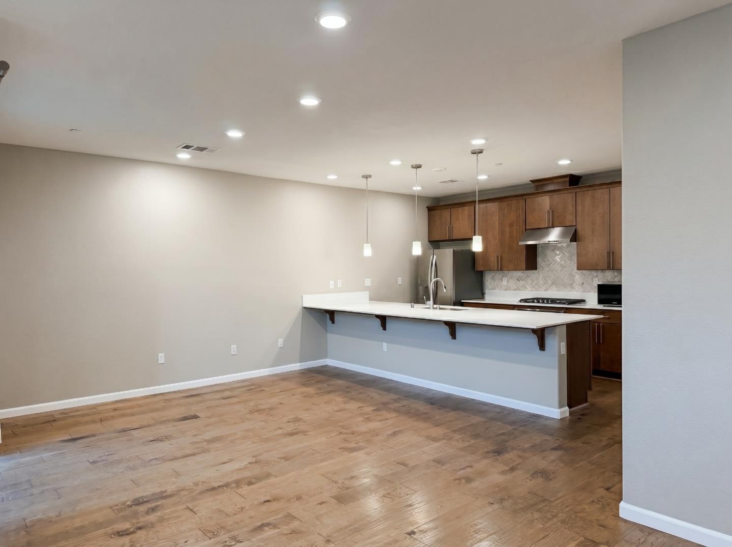 Photo #9: ML82045538 Listing: Photo #9