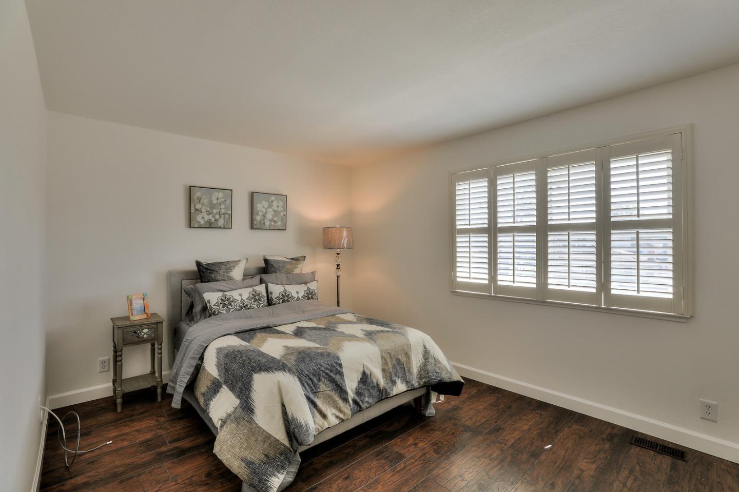 Photo #5: ML82045557 Listing: Photo #5