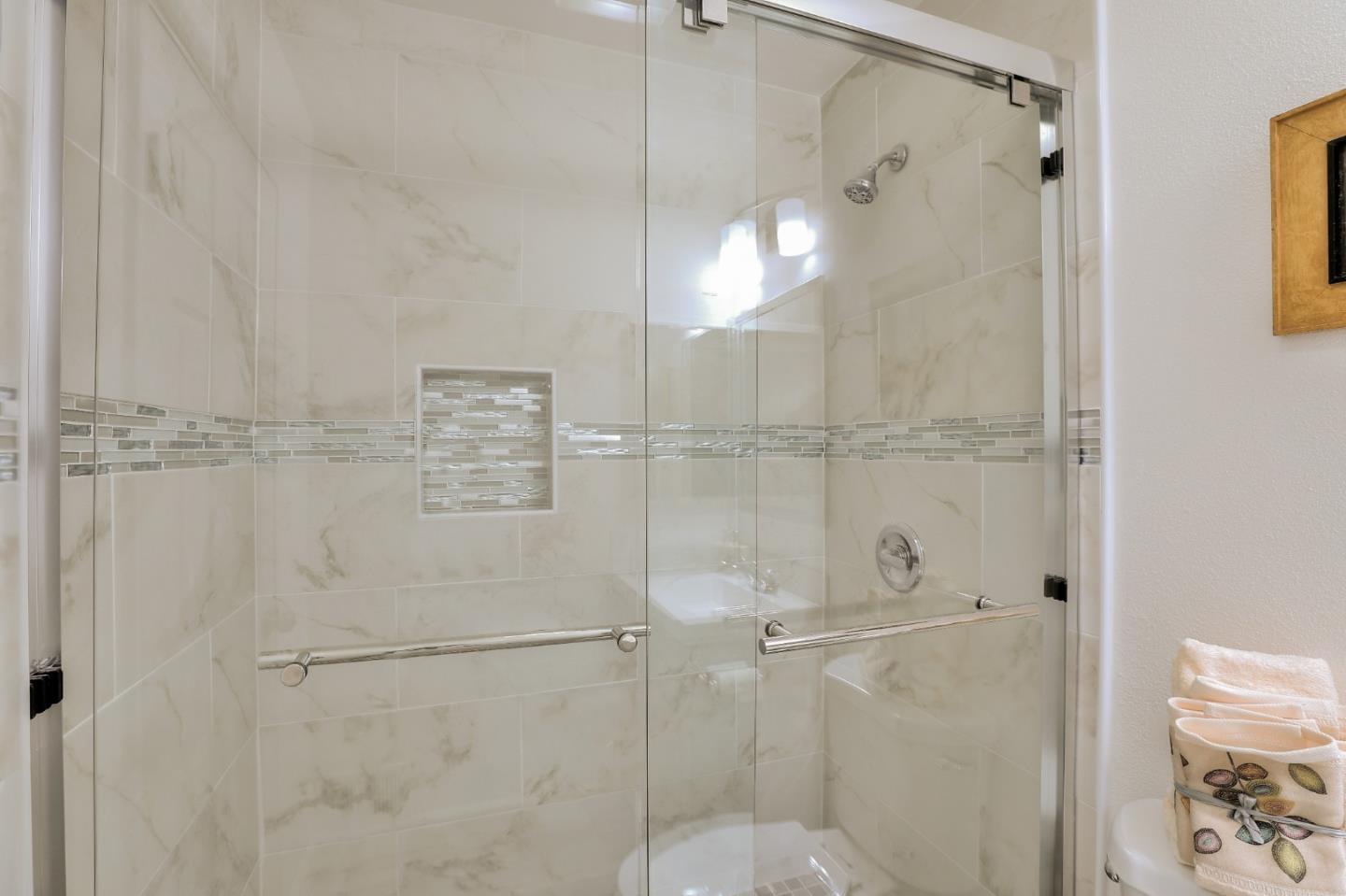 Photo #8: ML82045557 Listing: Photo #8