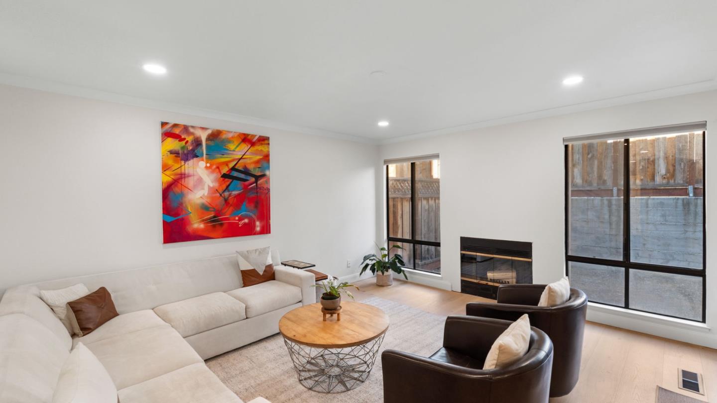 Photo #2: ML82045575 Listing: Photo #2
