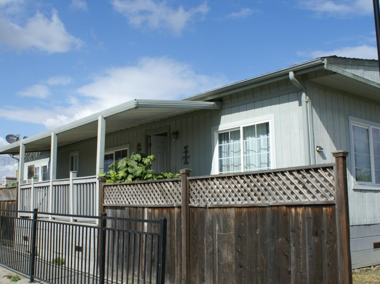 Front Image Thumbnail for ML82045594