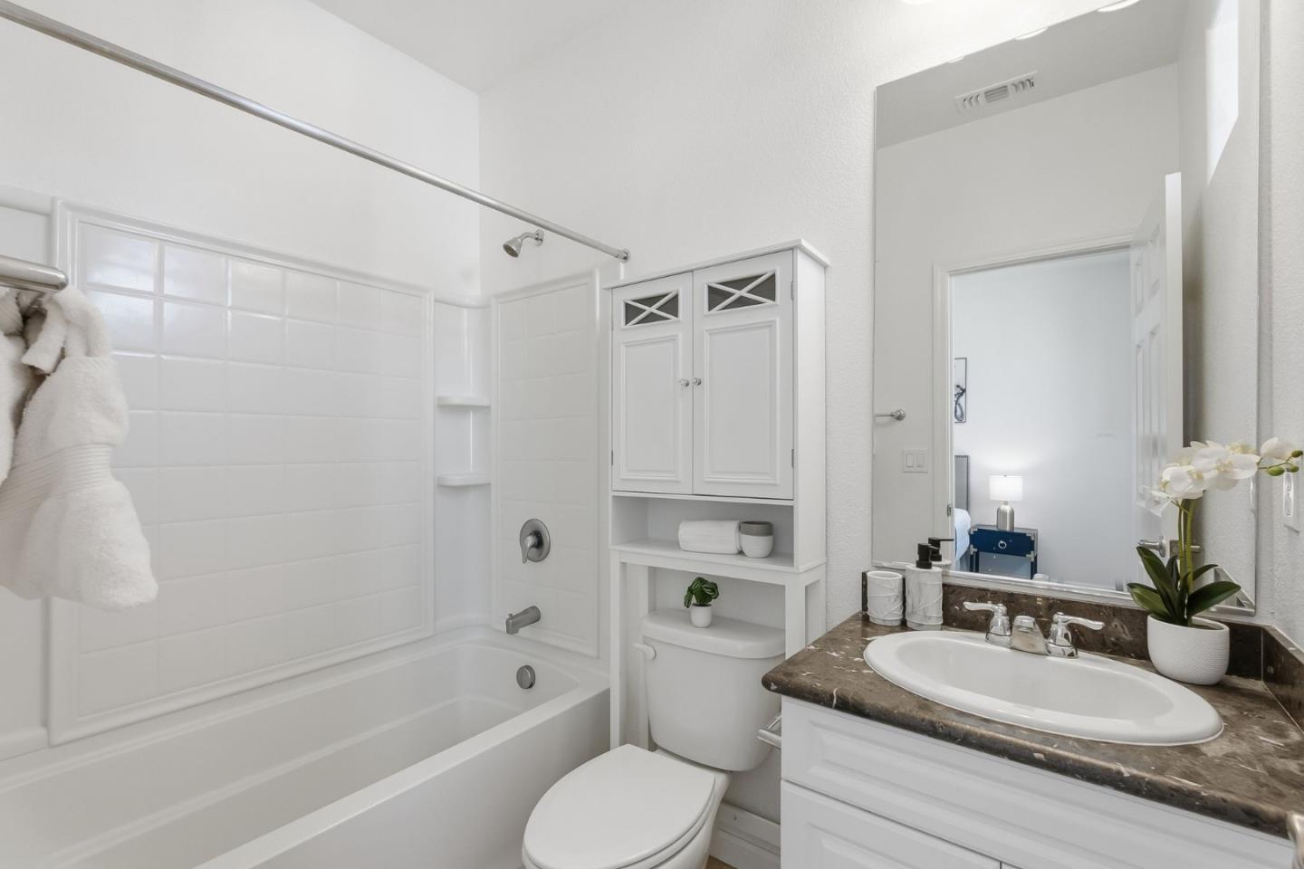 Photo #18: ML82045598 Listing: Photo #18