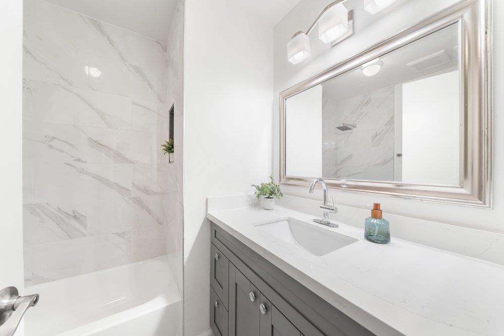 Photo #8: ML82045607 Listing: Photo #8